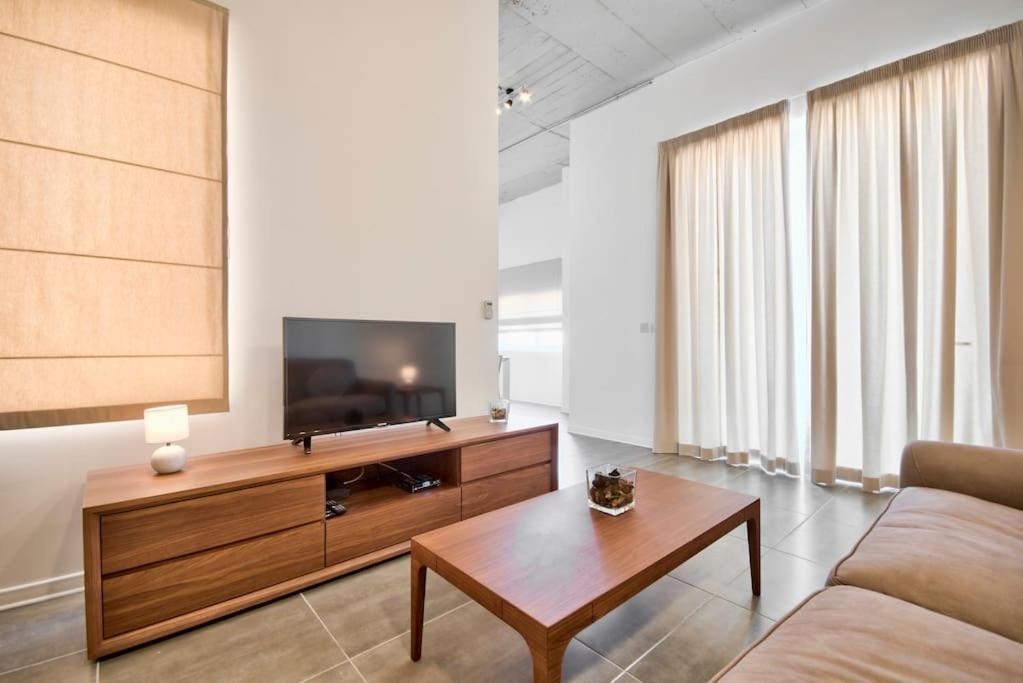 Vallettastay - Harbor View Gem -Sea View 2 Bed Apt Экстерьер фото